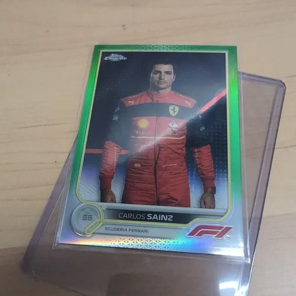 2022 Topps Chrome Formula 1 #29 Carlos Sainz Ferrari F1 Green /99 Refractor